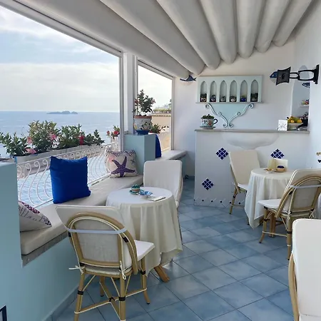 Palazzo Talamo 3*