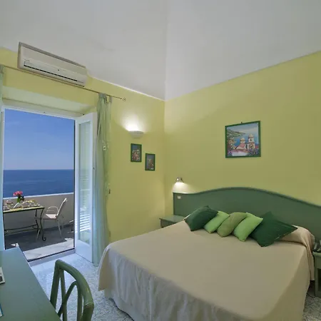 Palazzo Talamo Otel 3*