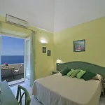 Ξενοδοχείο Palazzo Talamo 3*