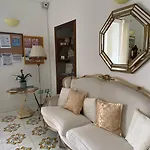 Palazzo Talamo 3*