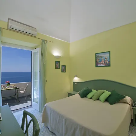 Hotel Palazzo Talamo 3*